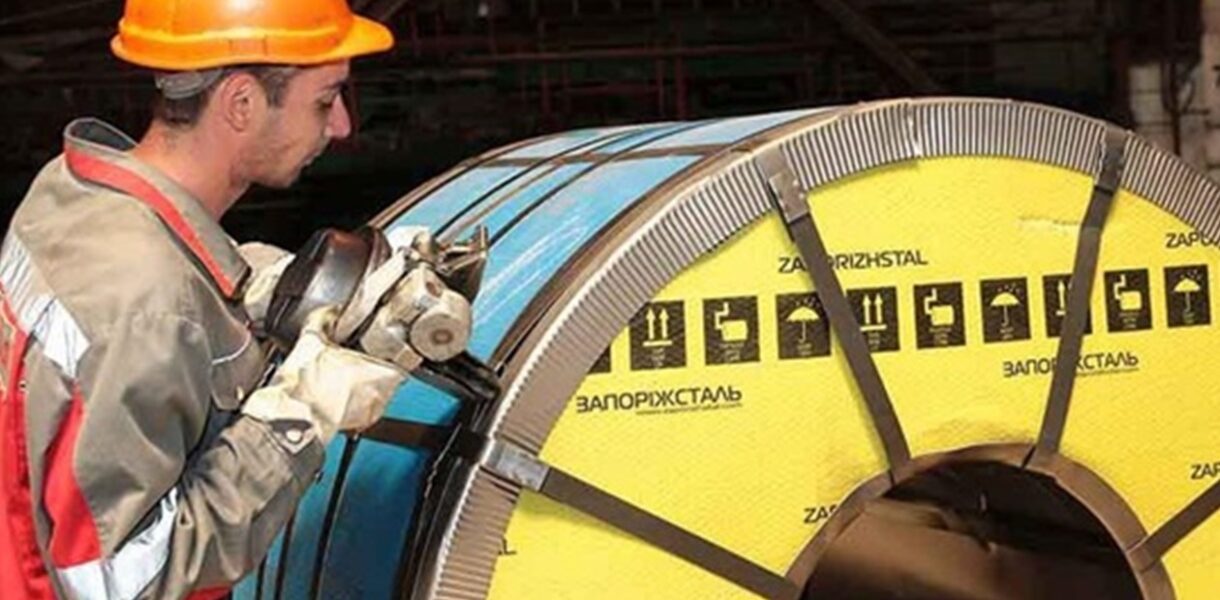 ЗМІ дізнались про наслідки перебоїв зі світлом для металургії