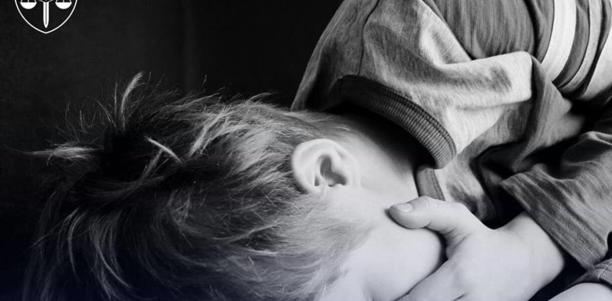 У Харкові хлопчик помер у муках через байдужість матері