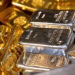 Чому обвалилося золото та в чому зберігати заощадження