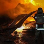 У Запоріжжі після атаки РФ спалахнула пожежа