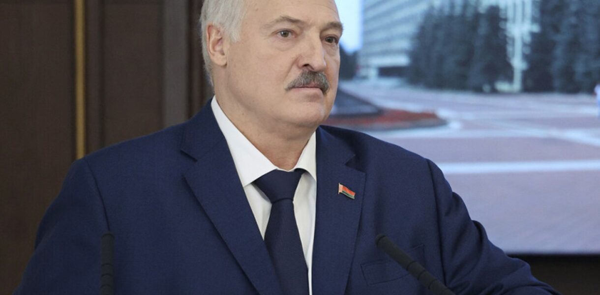 Лукашенко подякував Богові за відсутність ринкової економіки в Білорусі
