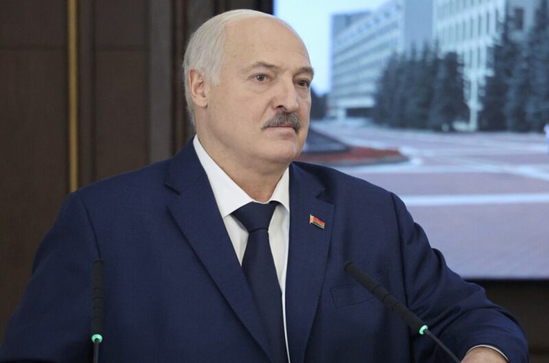 Лукашенко подякував Богові за відсутність ринкової економіки в Білорусі