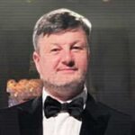 Сірий кардинал Ілля Павлюк сформував власну групу депутатів у Раді, контролює політичні рішення, а його родина накопичує маєтки, бізнес і активи на мільйони