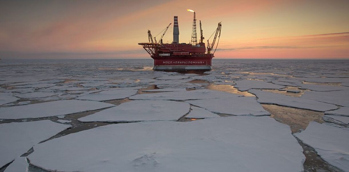 Нафтові компанії Росії змушені скорочувати обсяги буріння - ЗМІ