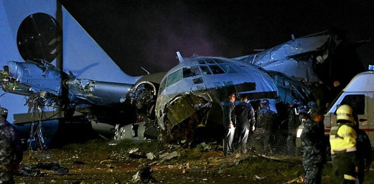 У Болівії розбився літак, завантажений грошима