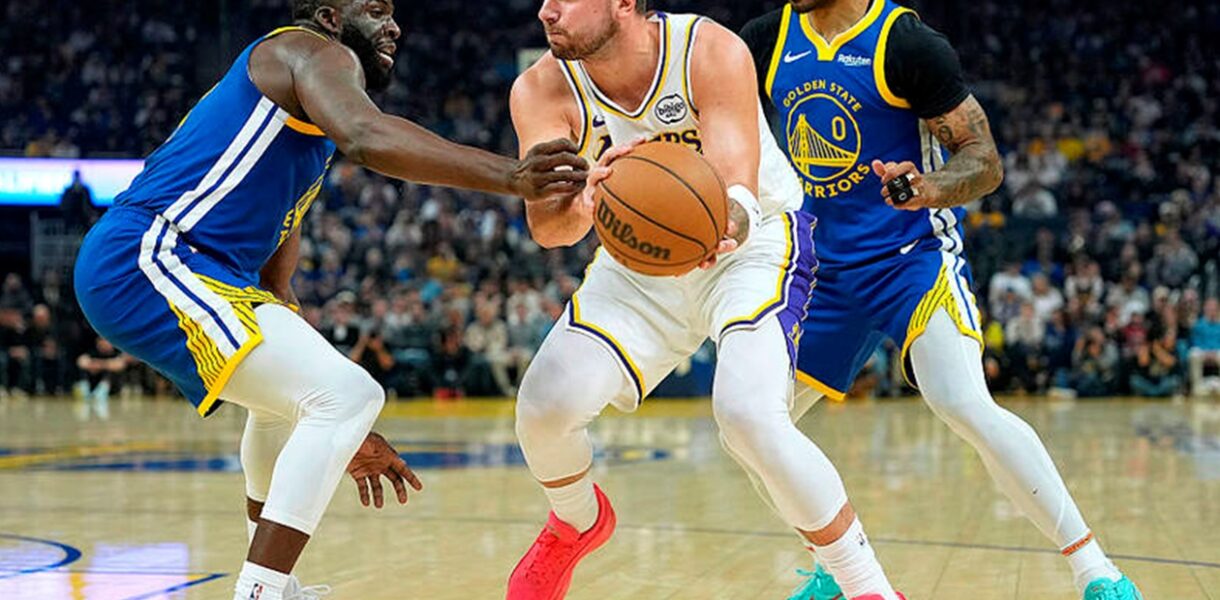 НБА: розгром Голден Стейт та поразка без Михайлюка