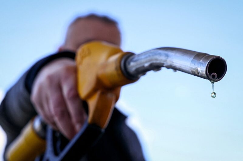 СюжетНафта стрімко дорожчає: як це вплине на Україну