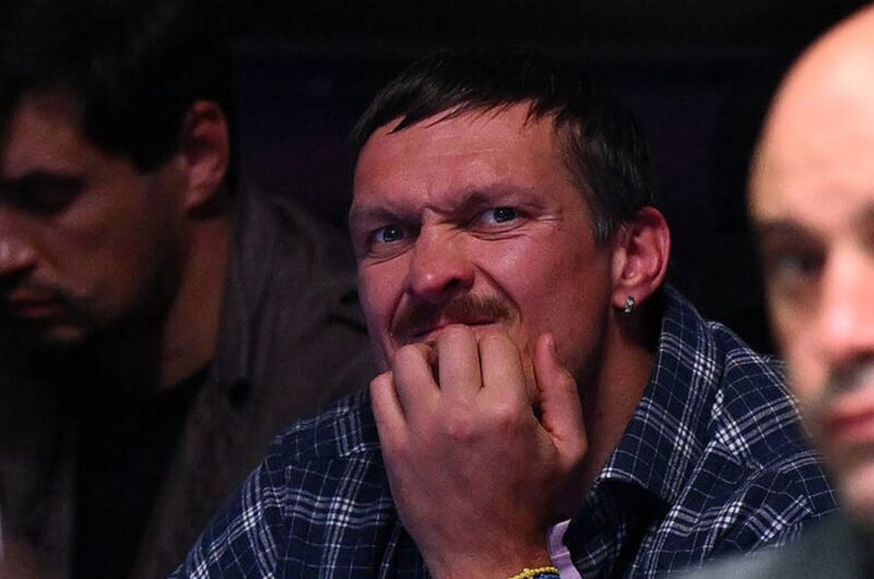 Усик назвав кількість боїв до завершення кар’єри