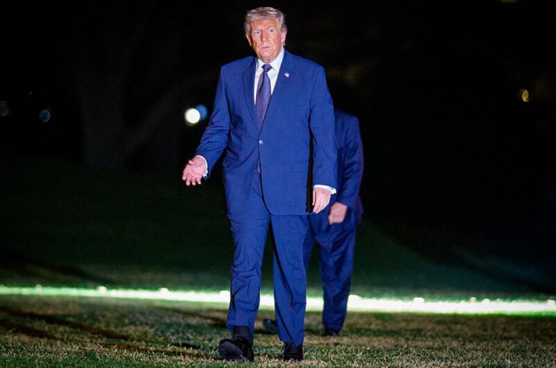 Демократи вимагають від Трампа відновити санкції проти нафти РФ