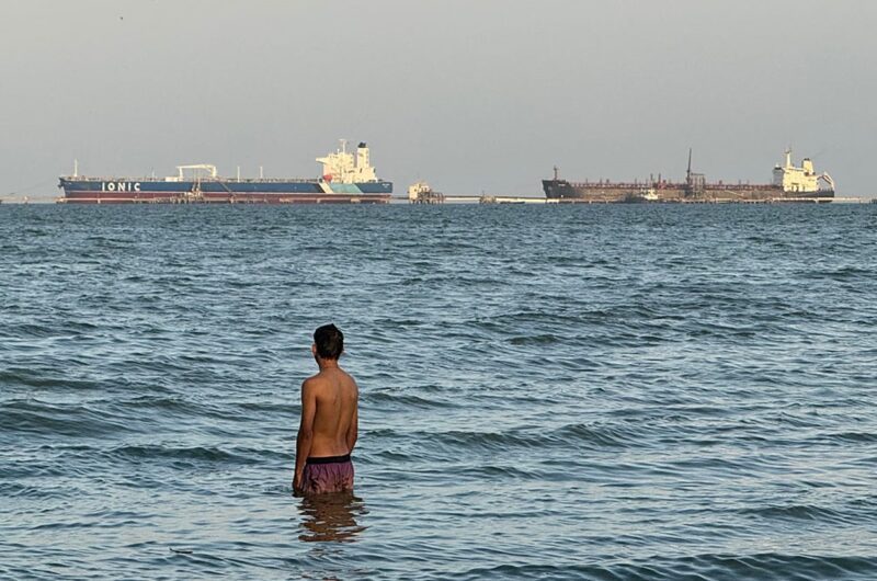 США послабили санкції проти нафти Венесуели