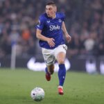 Миколенко заслуговує залишитися в Евертоні, уважають у клубі