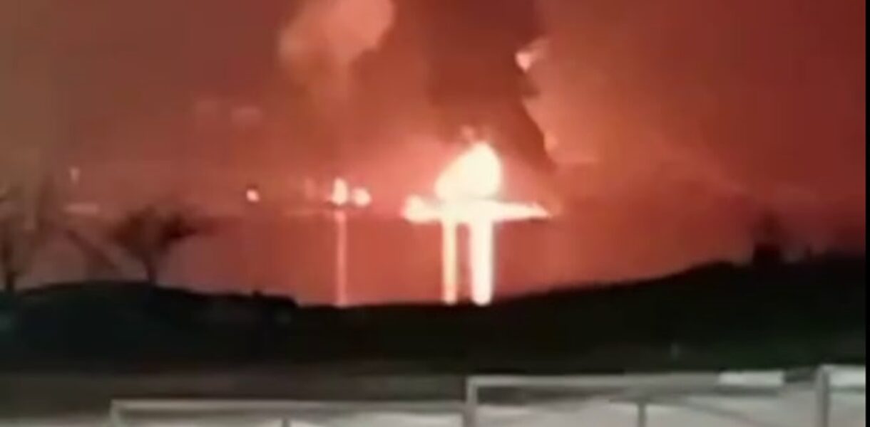 У Новоросійську через БпЛА знову палає порт - ЗМІ