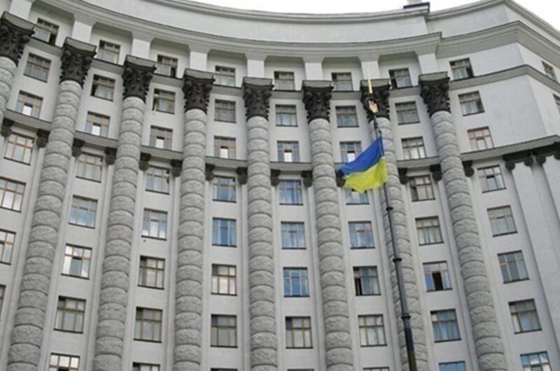 Уряду пропонують нові обмеження для гри військових в азартні ігри