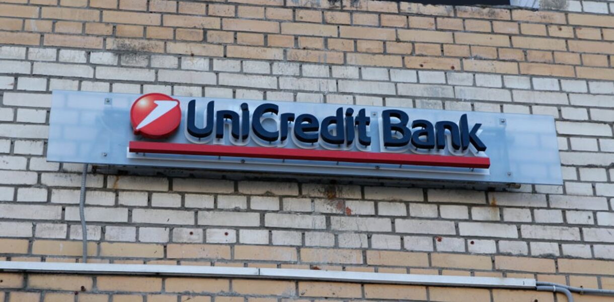 UniCredit ліквідує банк у Росії - ЗМІ