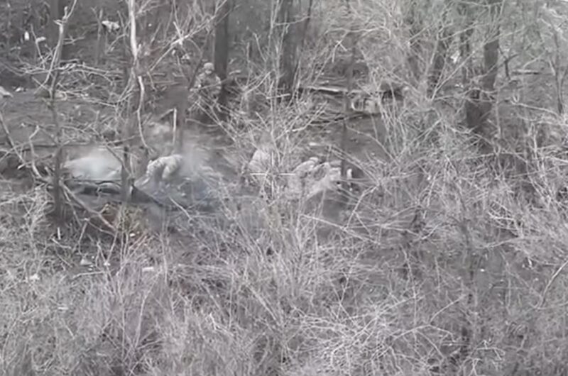 Двоє бійців ЗСУ взяли в полон вісьмох окупантів