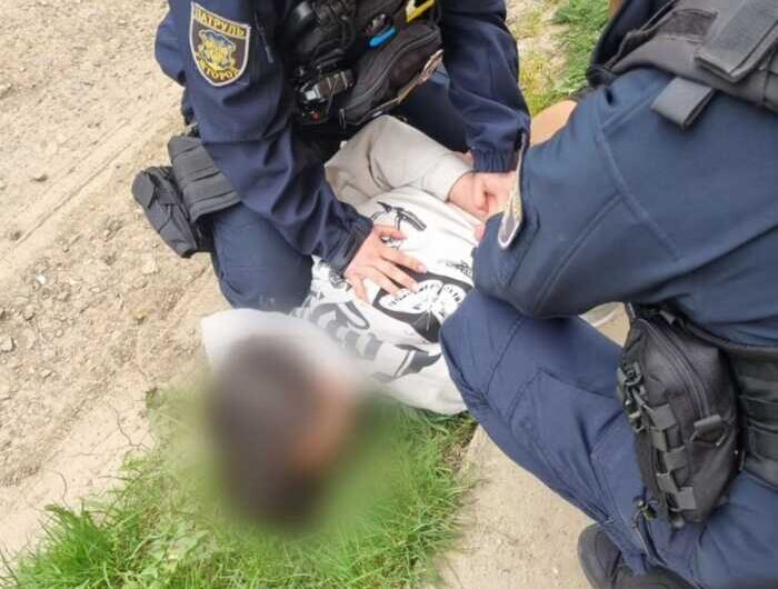 На Закарпатті школяр вистрілив у однокласника з пістолета — поліція