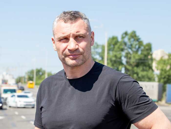 Мільйони в тінь через підставні ТОВ: Нацполіція викрила посадовців «Київтеплоенерго» та «Київпастрансу» на схемі відмивання коштів