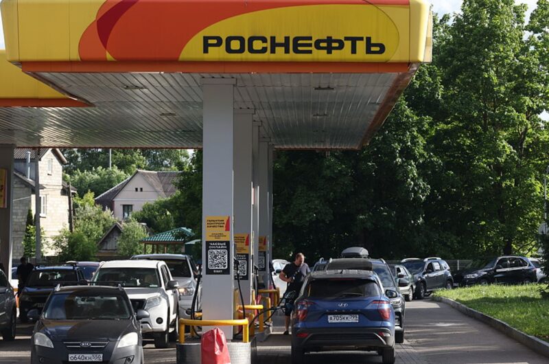У Росії запроваджують нові ліміти на АЗС
