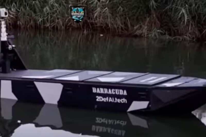 ВМС показали, як працює морський дрон Баракуда