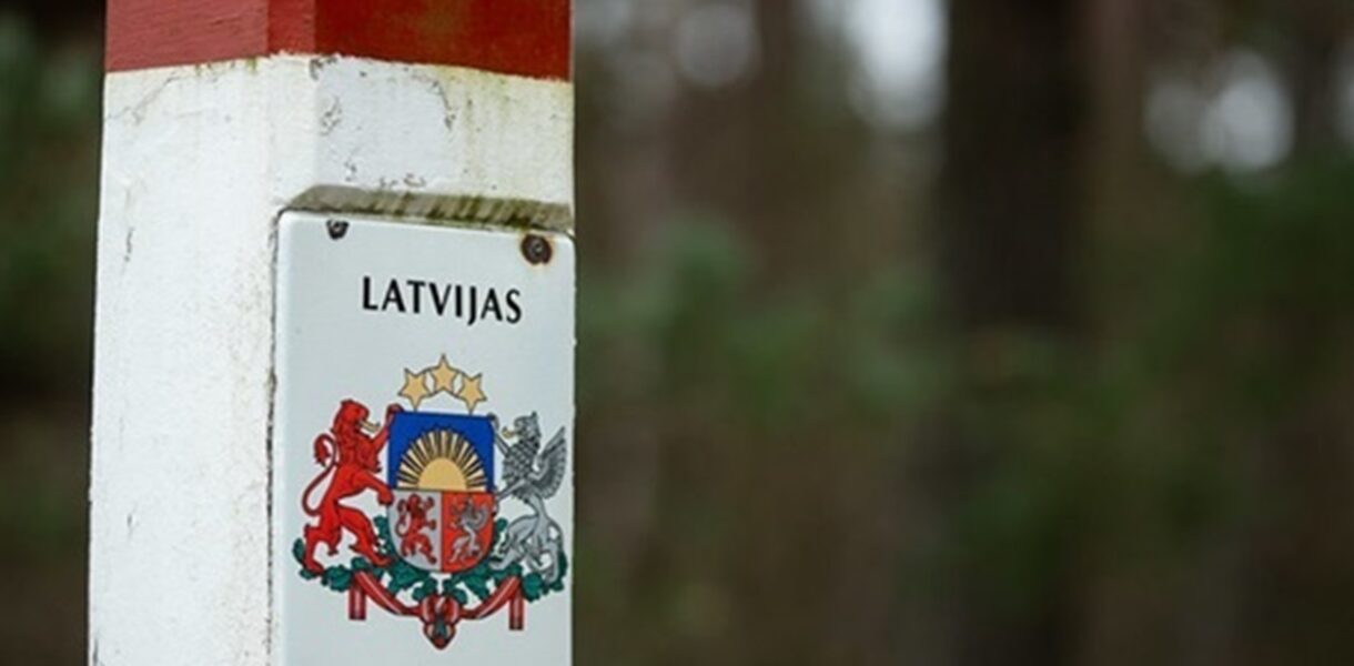 РФ і Білорусь стоять за напливом мігрантів перед виборами - прем'єр Латвії