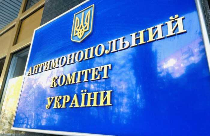 Завищені ціни на лінолеум та панелі: лікарня швидкої допомоги в Києві віддала 77 мільйонів підряднику без конкуренції