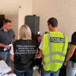 Знімав з обліку без мобілізації: екскерівника районного ТЦК Харкова викрили на махінаціях з даними 10 осіб