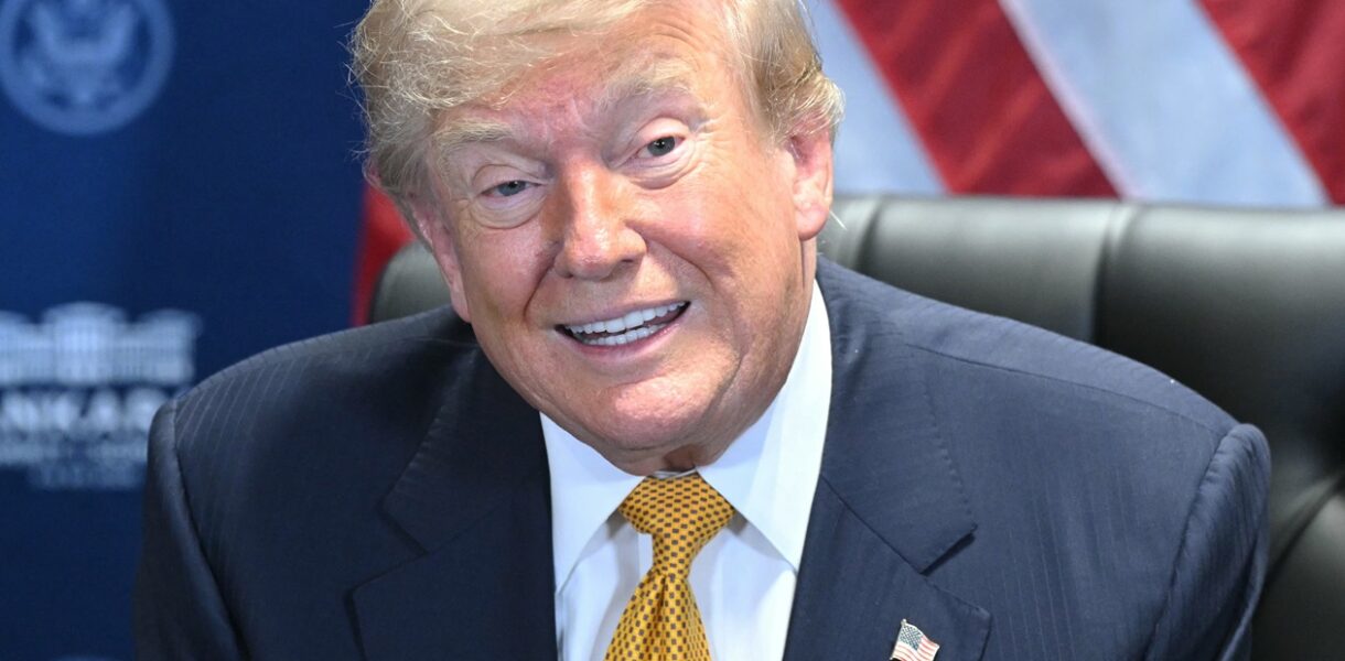 Трамп готує нові мита для 60 країн - ЗМІ