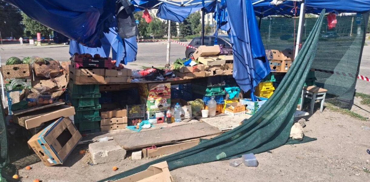 Російський дрон вдарив по овочевому кіоску в Запоріжжі: троє поранених