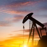 Країни ОПЕК+ збільшують видобуток нафти