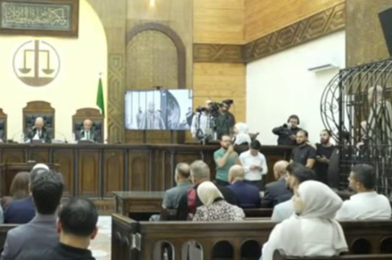 У Сирії двоюрідного брата Башара Асада засудили до смертної кари