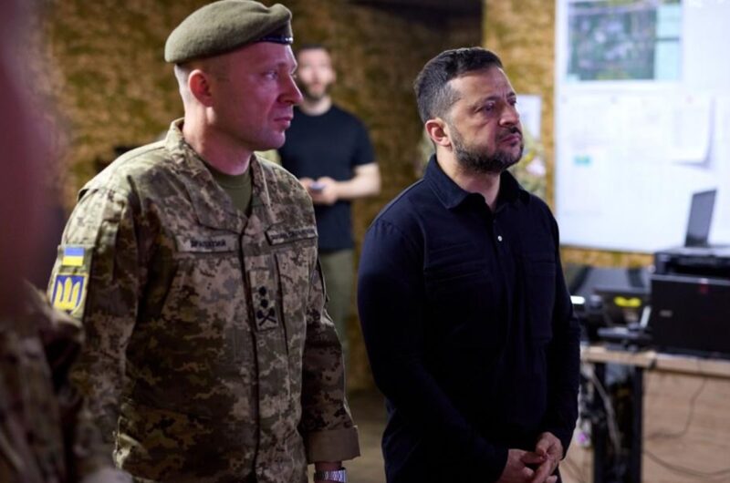 Зеленський прибув на Олександрівський напрямок