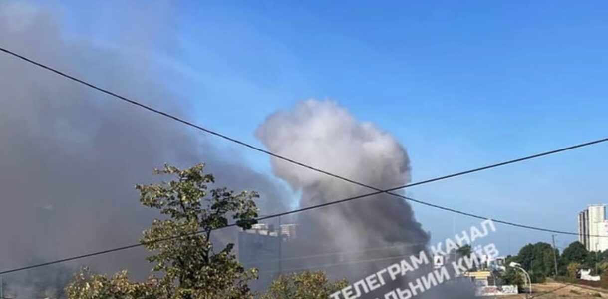 Реактивні БпЛА атакували АЗС у двох районах Києва