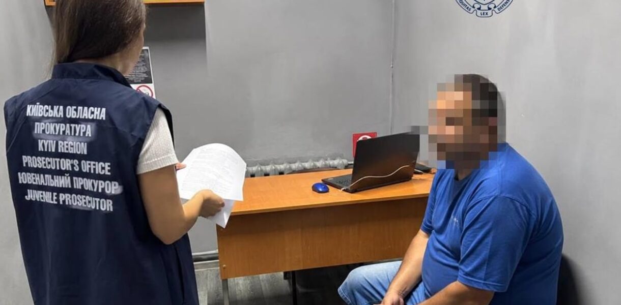 На Київщині 13-річна дівчинка завагітніла від вітчима