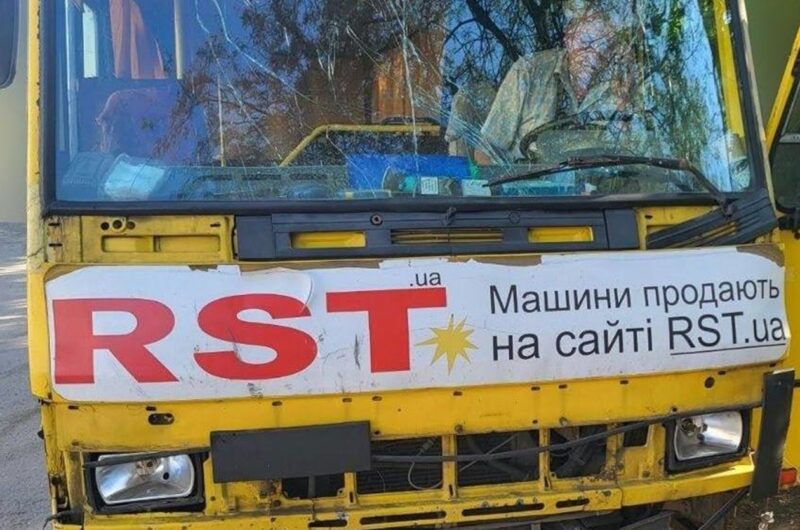Росіяни вдарили по маршрутці у Херсоні