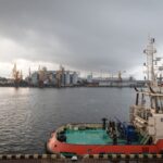 Україна експортує лише половину агропродукції через блокаду портів